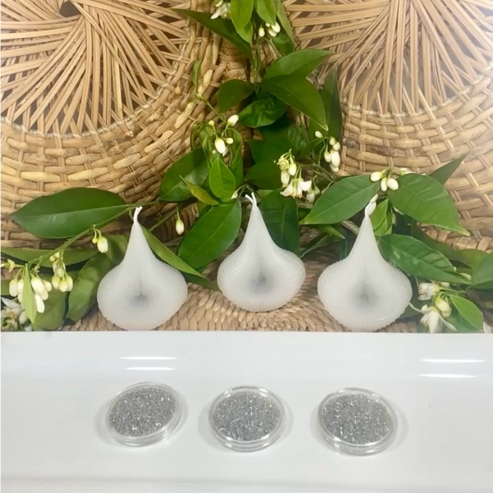 White Destiny Decision Candle Trio Set
Ask your question and receive an answer.